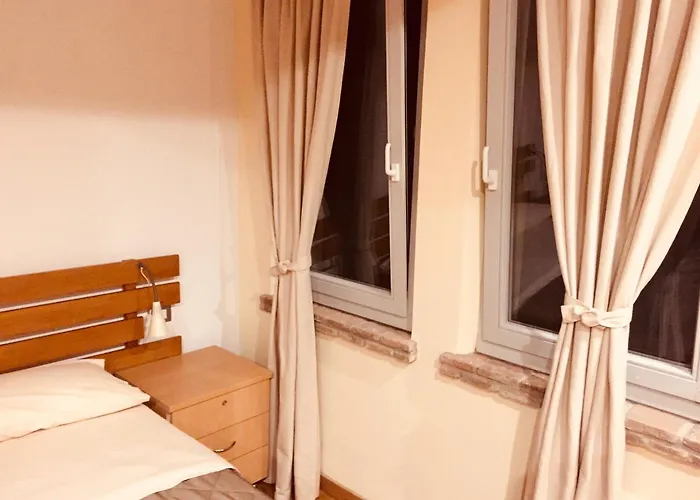 Private Room Close To Beautiful Parma