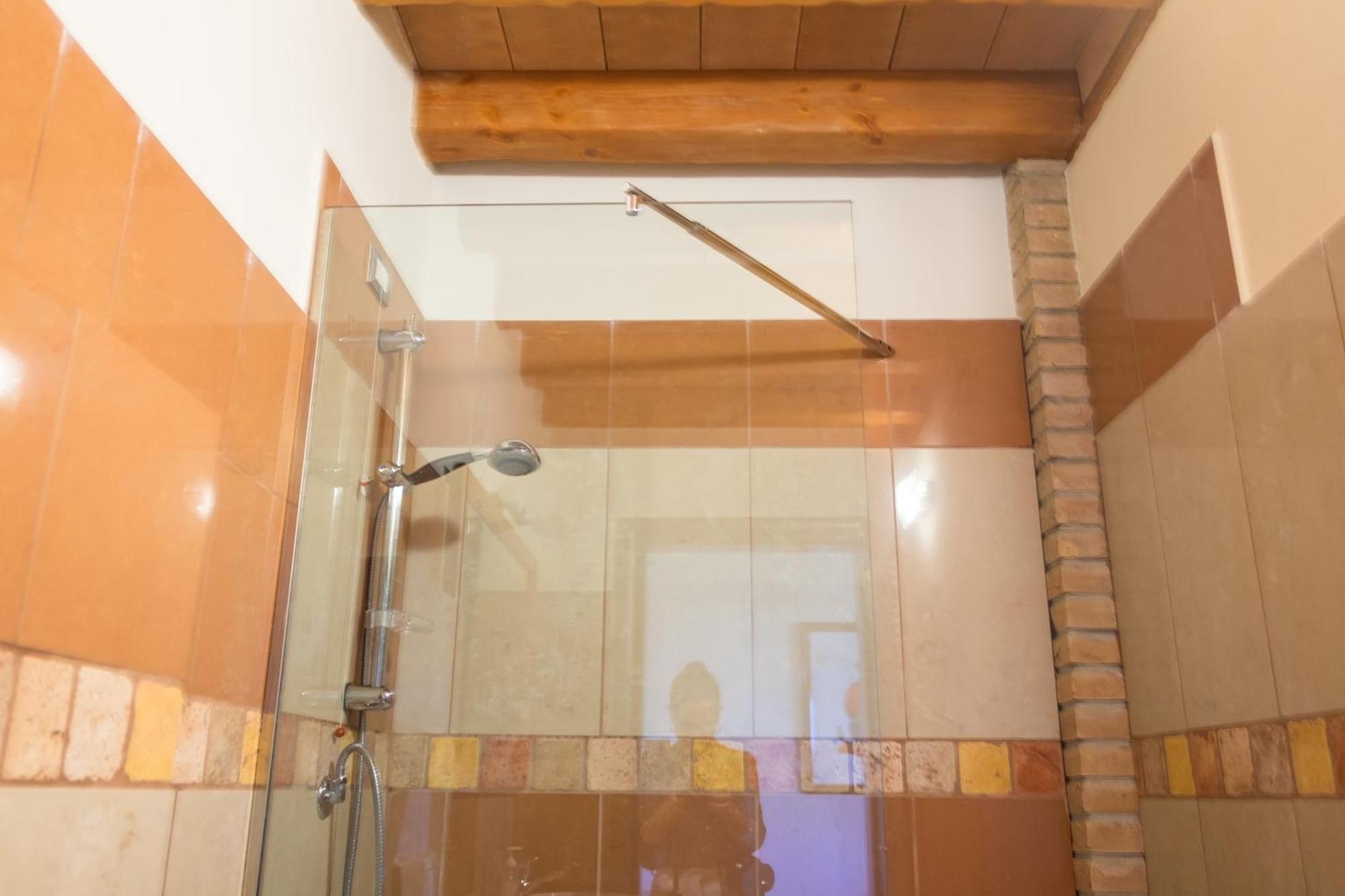 Private Close To Beautiful Parma